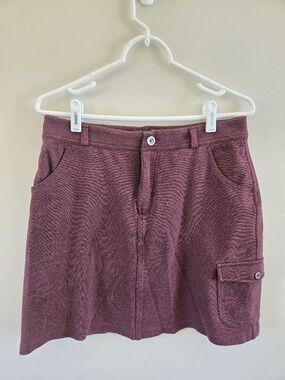Duluth Trading Co Heather Burgundy Knit Utility Cargo Skort